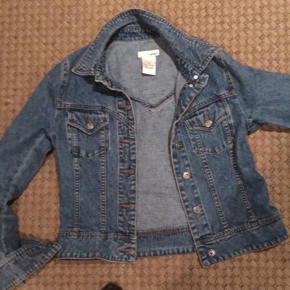 H and M denim jacket size 4